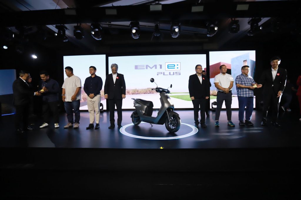 AHM Resmi Rilis Harga Honda EM1 dan EM1 PLUS di Indonesia