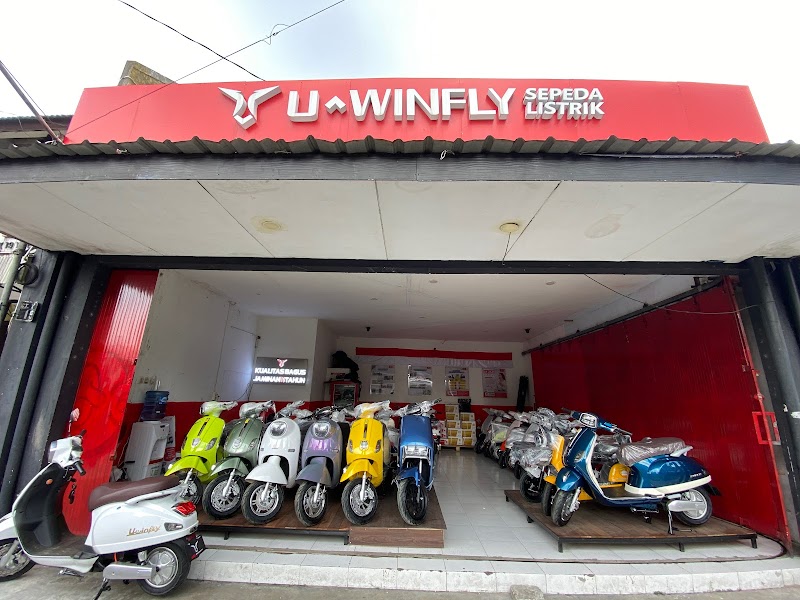 Toko Sepeda dan Motor Listrik Uwinfly di Yogyakarta